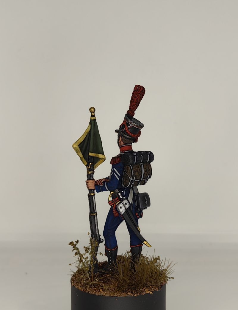 Sergeant of the Carabinieri of the 8th Light Regiment with a company fanion. France, 1809-12.