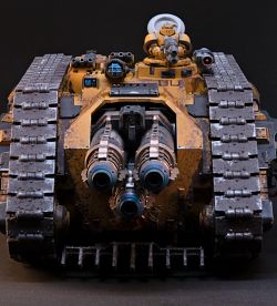 Imperial Fists Cerberus Heavy Tank Destroyer