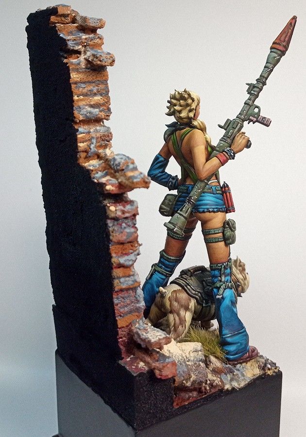 Raider Girl from Kuton Sculpts.