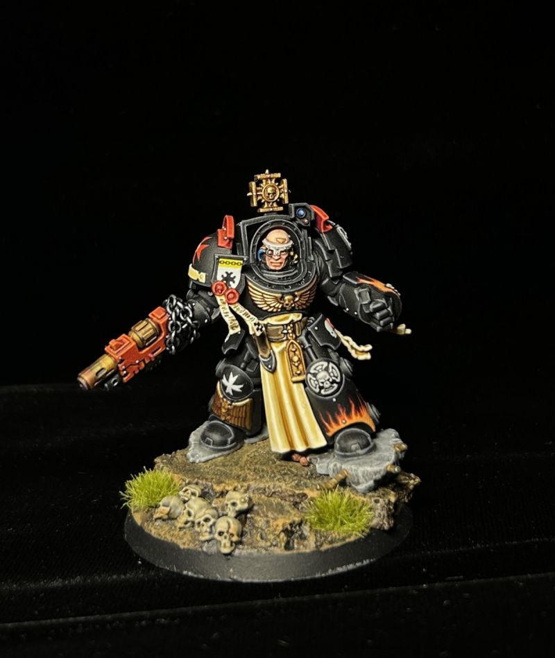 Black Templars Captain in terminator armour