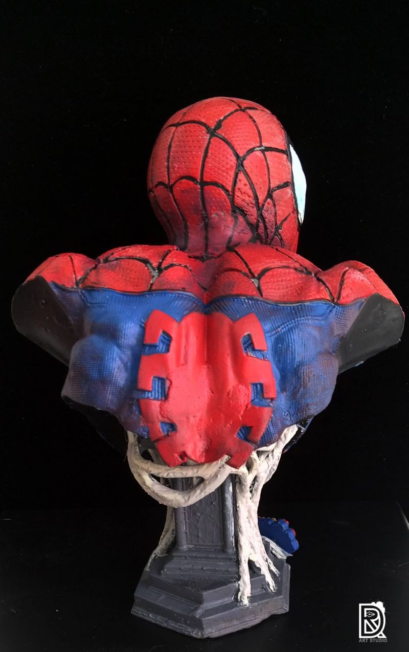 Spiderman bust