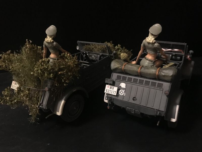 Pkw.K1 Kubelwagen Type 82 w/Blond Girl’s Figure by Hasegawa