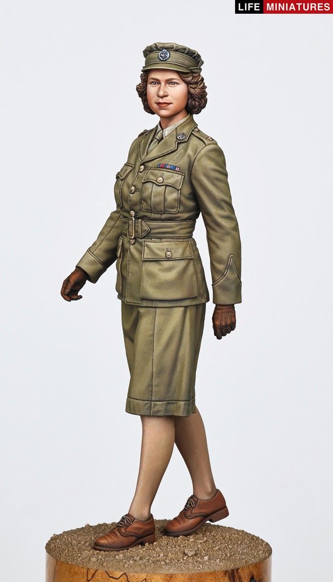 Princess Elizabeth, 2nd Subaltern in ATS, 1945 (1/16 scale)