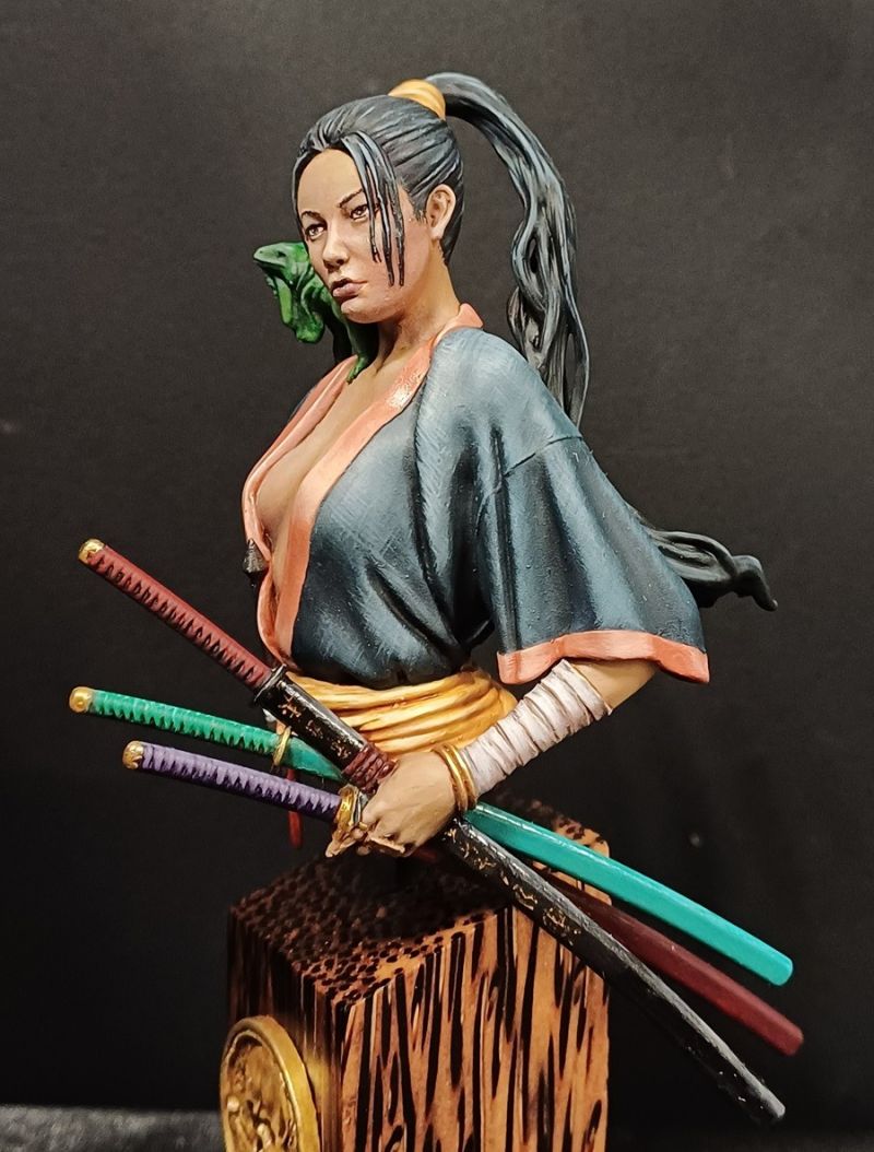 Asian pirate Womanbust