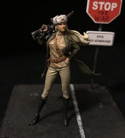 Lucy Russian Sniper 1/35