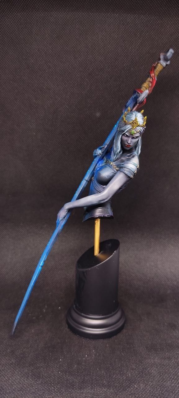 Drow Priestess of Lolth