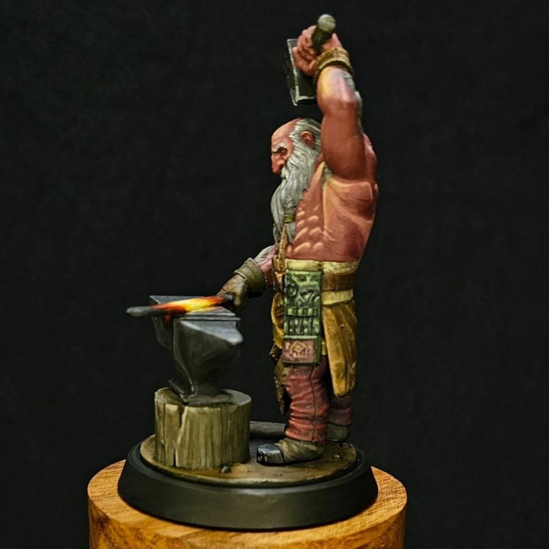 THE OLD DWARF BLACKSMITH